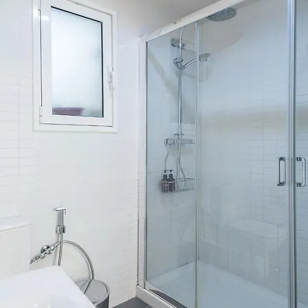 R&b Muntaner Apartment Barcelona
